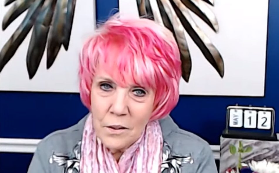 Elijah List’s Pink-Haired Prophetess Says Cows Drive Around on Tractors in Heaven